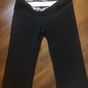 Lululemon Reversible Crop